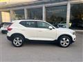 VOLVO XC40 D3