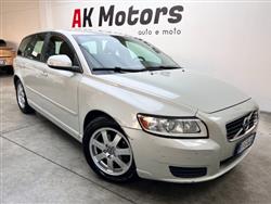 VOLVO V50 D2 POLAR