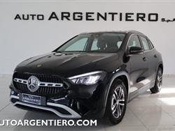 MERCEDES CLASSE GLA d Automatic Advanced fari led telecamera tech pack