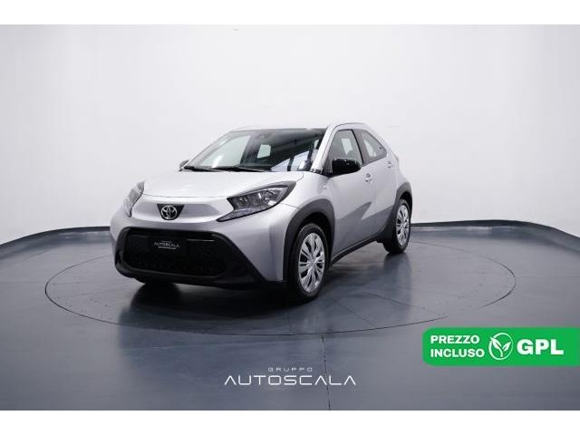 TOYOTA NUOVA AYGO X 1.0 VVT-i 72cv GPL 5 porte Active