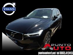 VOLVO XC60 B4 (d) AWD Geartronic Business Plus