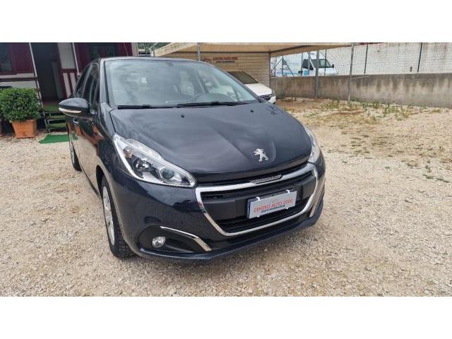 PEUGEOT 208 1.2 VTi 82 CV 5p. Allure