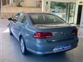 VOLKSWAGEN PASSAT 2.0 TDI Highline BlueM. Tech.