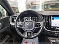 VOLVO XC60 B4 (d) AWD Geartronic R-design