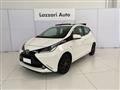 TOYOTA AYGO 1.0 VVT-i 69 CV 5 porte x-clusiv