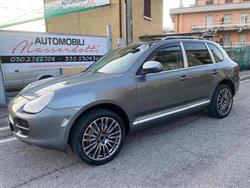 PORSCHE CAYENNE 4.5 cat S