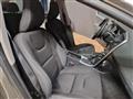 VOLVO XC60 D4 AWD Geartronic R-design Momentum