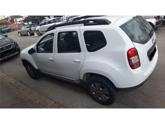 DACIA DUSTER 1.6 110CV 4x2 GPL Lauréate