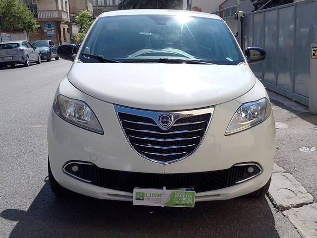 LANCIA YPSILON 1.2 69 CV 5 porte S&S Gold