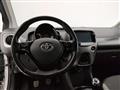 TOYOTA AYGO 1.0 x-play 72cv