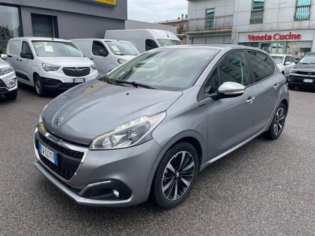 PEUGEOT 208 (2012) PureTech 82 Stop&Start 5 porte Signature