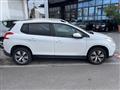 PEUGEOT 2008 (2013) BlueHDi 120 S&S Allure