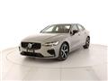 VOLVO S60 B4 automatico Plus Dark - Pronta consegna