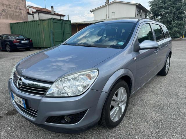 OPEL ASTRA 1.6 16V VVT Station Wagon Cosmo