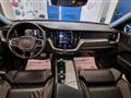 VOLVO XC60 B4 Geartronic R-design TETTO PANORAMICO APRIBILE!