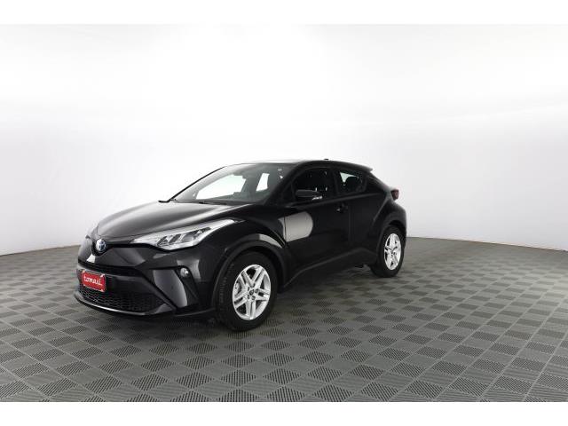 TOYOTA C-HR 1.8 Hybrid E-CVT Business