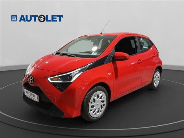 TOYOTA AYGO II 2018 5p 5p 1.0 x-cool 72cv