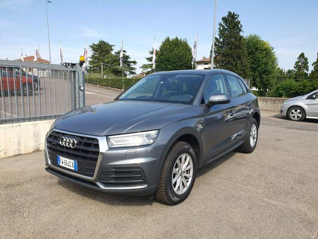 AUDI Q5 35 TDI quattro S tronic Business