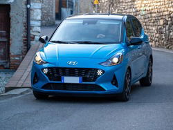 HYUNDAI I10 1.0 TECH CONNECT PACK ECONEXT GPL