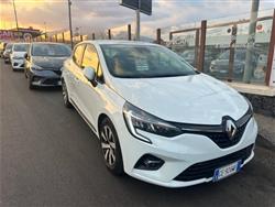 RENAULT Clio 1.6 E-Tech hybrid Initiale Paris 140cv auto