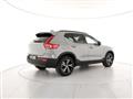 VOLVO XC40 B3 automatico Plus Dark - Pronta consegna