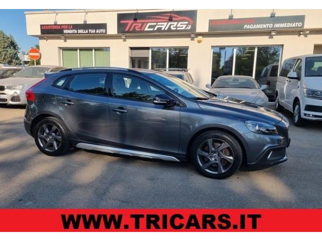 VOLVO V40 CROSS COUNTRY D3 Style 2.0 TAGLIANDI CERTIFICATI