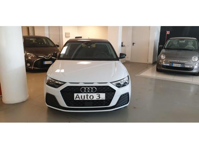 AUDI A1 CITYCARVER 25 TFSI Admired S-TRONIC