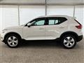 VOLVO XC40 T3 Momentum