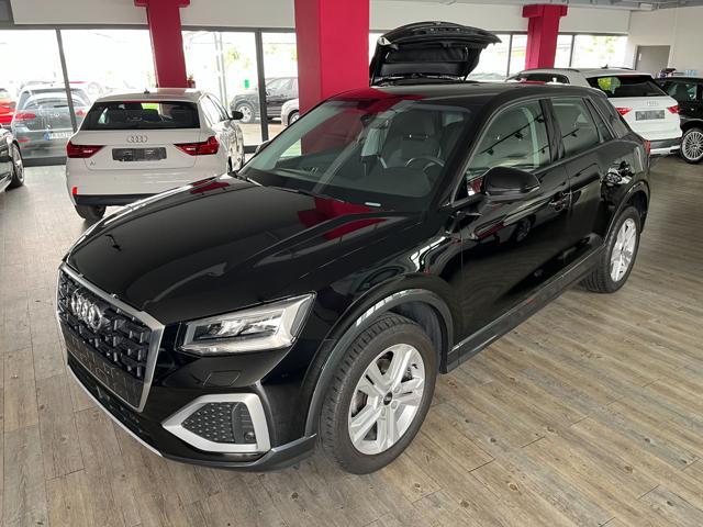 AUDI Q2 35 TFSI Business Advanced