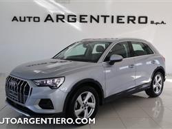 AUDI Q3 35 TDI S tronic Business Advanced