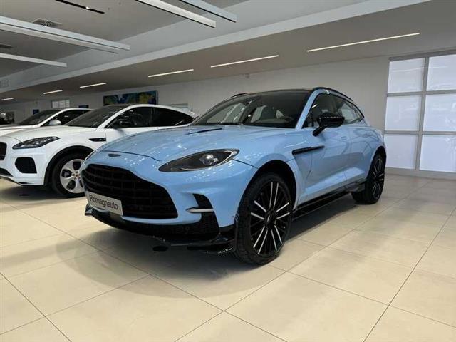 ASTON MARTIN DBX 