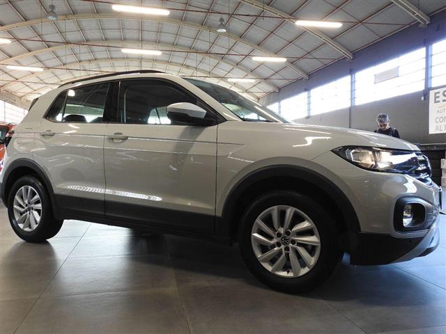 VOLKSWAGEN T-Cross 1.0 TSI 110 CV Sport