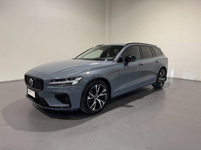 VOLVO V60 B4 GEARTRONIC PLUS DARK