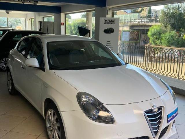 ALFA ROMEO GIULIETTA 1.6 JTDm-2 105 CV Distinctive