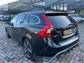 VOLVO V60 (2010) D3 R-design