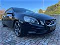 VOLVO V60 (2010) D3 R-design