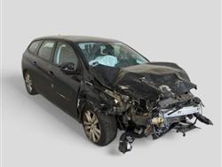 PEUGEOT 308 130 S&S 2021 SINISTRATA