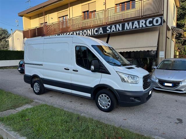 FORD Transit 290 95KW 130CV TREND L2H2 IVA ESPOSTA