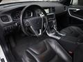 VOLVO V60 (2010) V60 D6 Twin Engine Geartronic Summum