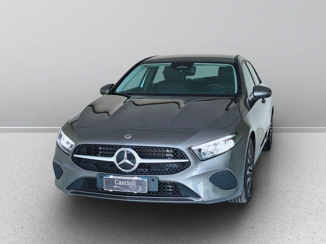 MERCEDES CLASSE CLA COUPE sse A - W177 2023 - A 180 d Advanced auto