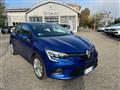 RENAULT Clio TCe 12V 90CV 5p. Moschino Zen