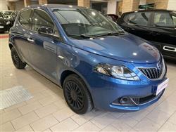 LANCIA YPSILON 1.0 70cv 5 porte Hybrid Silver