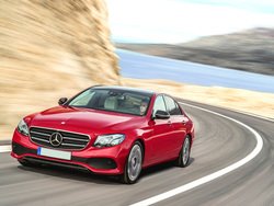 MERCEDES CLASSE E BERLINA E 220 D SPORT 4MATIC AUTO