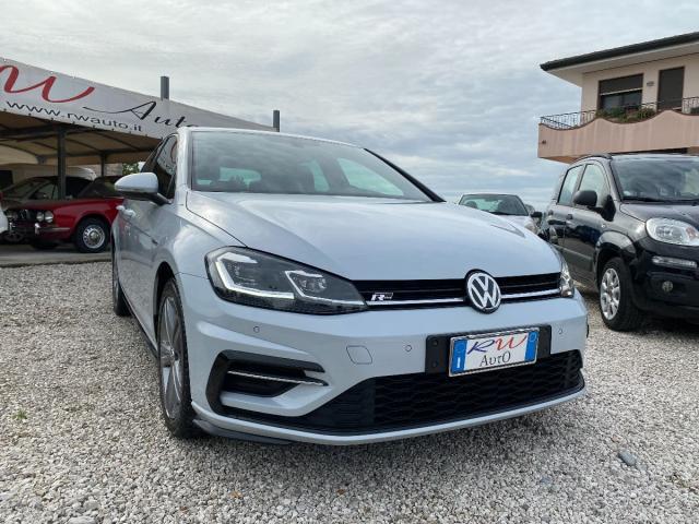 VOLKSWAGEN Golf 1.6 TDI 115cv 5p. R-LINE