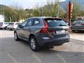 VOLVO XC60 B4 (d) AWD Geartronic Business Plus