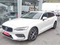 VOLVO V60 B4 (d) Geartronic Momentum Business IVA ESPOSTA