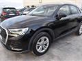 AUDI Q3 35 2.0 tdi Business s-tronic