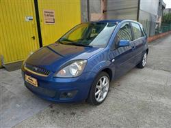 FORD FIESTA 1.2 16V 5p. Ghia   NEOPATENTATI