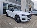 VOLVO XC60 B4 (d) AWD Geartronic R-design