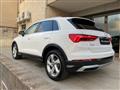 AUDI Q3 35 2.0 TDI S tronic Business Advanced COCKPIT